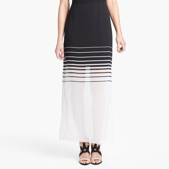 Vince Camuto maxi dress. - Picture 2 of 6